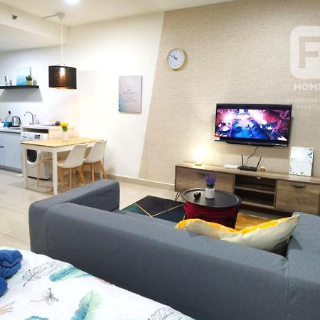 Netflix Wifi Trefoil Homestay Setia Alam Sacc Homestay Fe Shah Alam Extérieur photo
